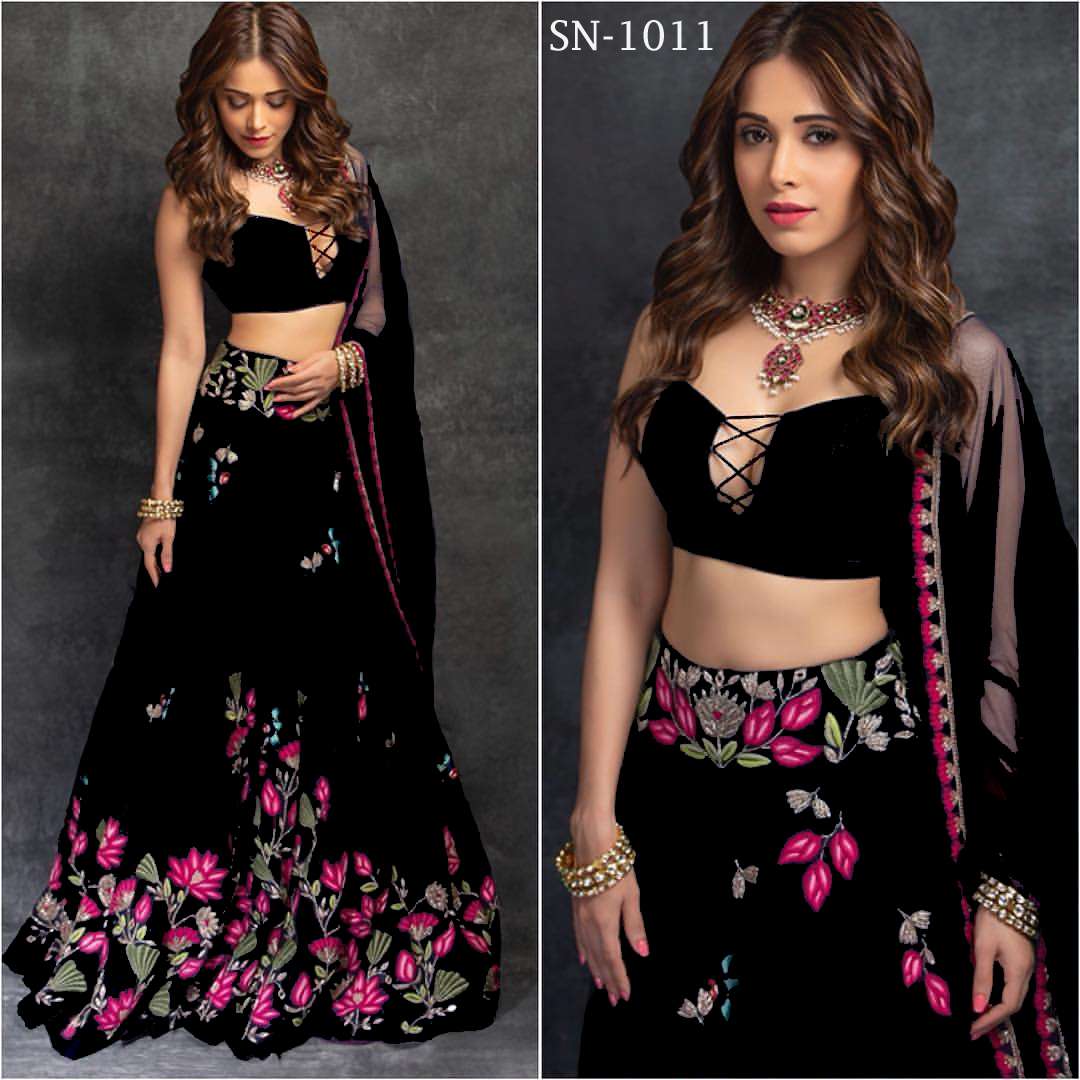 Beauteous black lehenga tapeta silk with heavy work